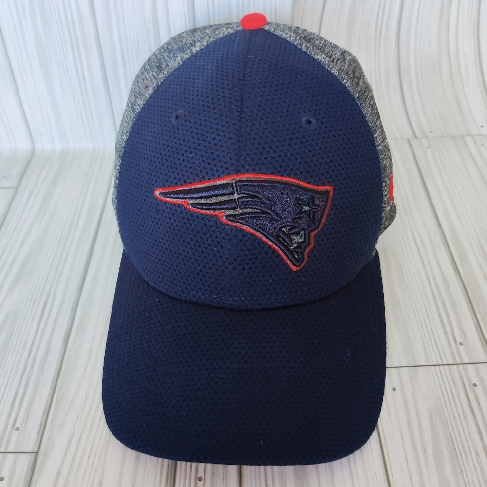 New Era NFL New England Patriots 39Thirty Fitted Hat Cap Size Medium-Large Blue